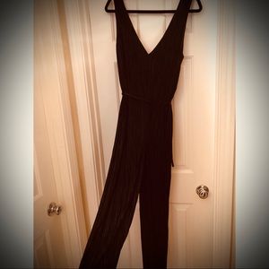 Urban Outfitters Black Pleated Jumpsuit Size L